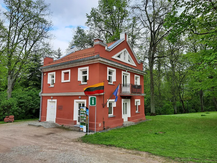 Raudondvaris